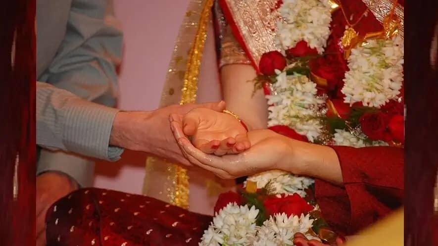 One-Day Marriage - Wife Entitled to Lifelong Maintenance from Husband